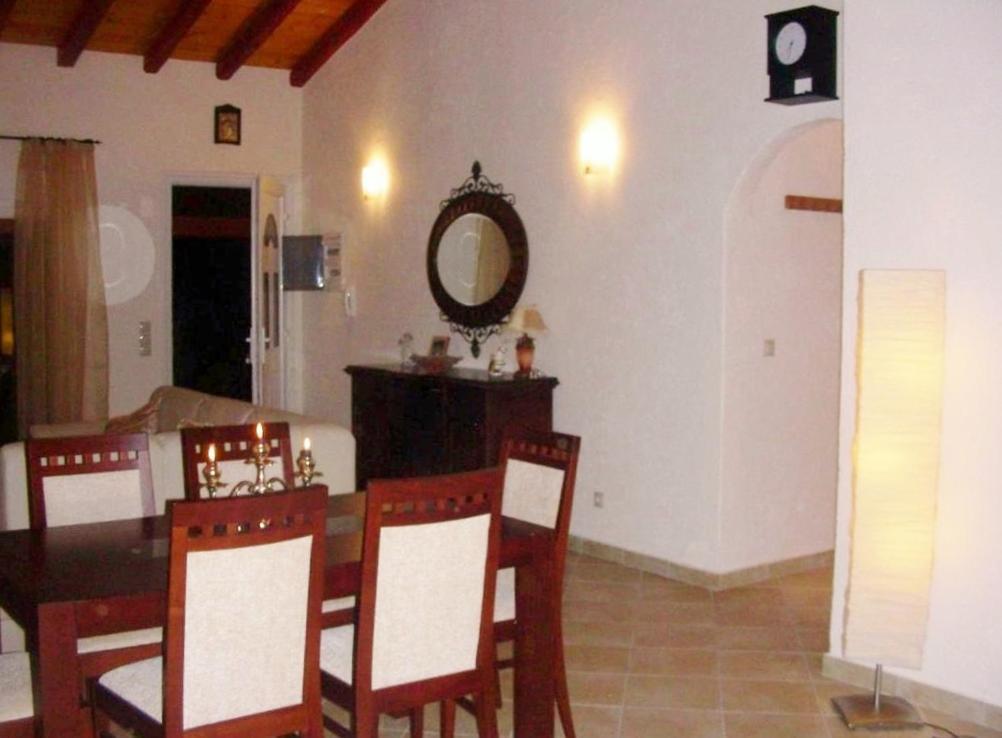 Villa Spiti Ute Makrádes Eksteriør bilde
